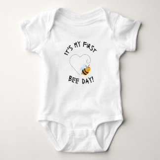 Es ist mein erster Bee Day Onsie Baby Strampler