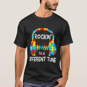 Es ist okay anders zu sein Cool Autism Awareness G T-Shirt