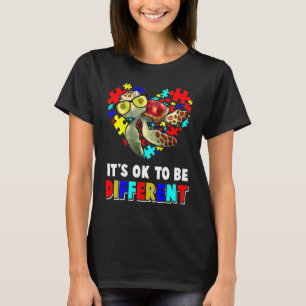 Es ist okay, anders zu sein, Turtle-Autismus-Bewus T-Shirt