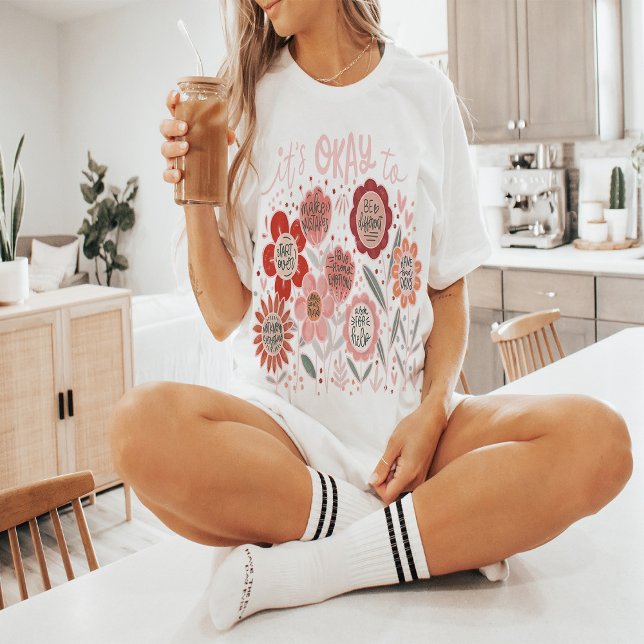 Es ist okay Boho Blumen T-Shirt (Von Creator hochgeladen)