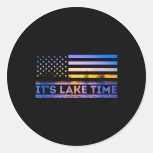 Es ist See Zeit Sonnenuntergang Amerikanische Flag Runder Aufkleber