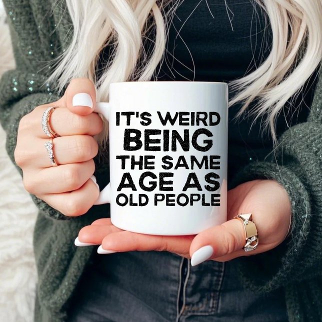 Es ist seltsam, das gleiche Alter wie alte Mensche Tasse (Von Creator hochgeladen)