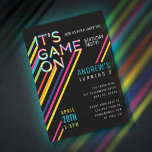 Es ist Spiel auf farbenfrohen Neon Laser Tag Gebur Einladung<br><div class="desc">Fordern Sie Ihre Party-Gäste an und laden Sie mit unserer lustigen, hellen und coolen Lasertag-Einladung zum Geburtstag ein. Das Design zeichnet sich durch ein typografisches Farbdesign "It's Game On" aus, mit Balken aus leuchtenden, mehrfarbigen Lichtern, die aus dem Text abschießen. Der schwarze Hintergrund Set die Stimmung mit den hellen Laserstrahlen...</div>