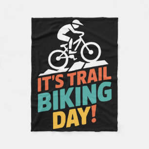 Es ist Trail Biking Day Mountainbiker Radsport Out Fleecedecke