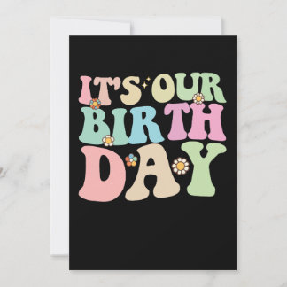 Es ist unser Geburtstag Twins Groovy Retro Einladung