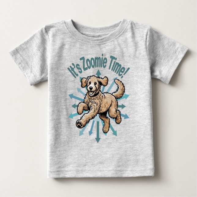 Es ist Zoomie Time Golden Doodle Baby T-shirt (Vorderseite)