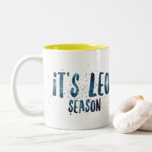 Es ist zweifarbige tasse