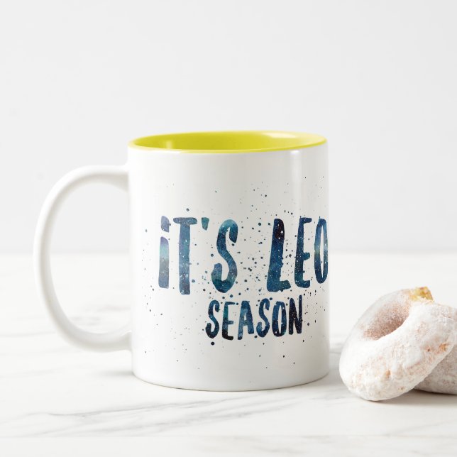 Es ist zweifarbige tasse (Mit Donut)