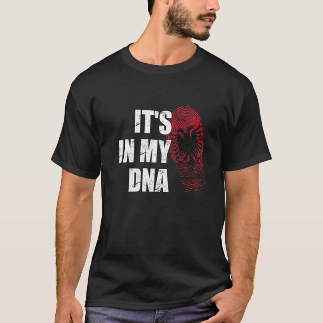 Es liegt in meiner DNA-Albanienflagge für Albaner T-Shirt (Vorderseite)