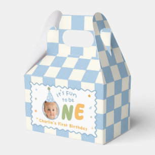 Es macht Spaß, ein 1. Geburtstagsgeschenkbox zu se Geschenkschachtel
