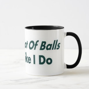 Es nimmt viele Bälle Tasse