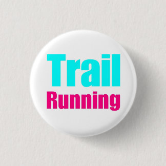 Es plattiert „Trail Running " Button