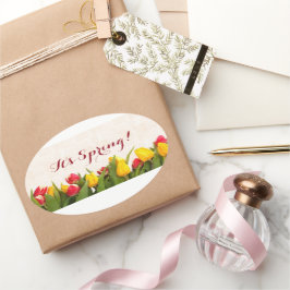 Es sind Frühlingsfarbene Tulpen Ovaler Aufkleber