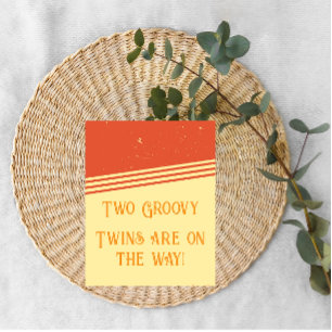 Es sind Zwillinge! Zwei Groovy Pregnancy Ankündigu Einladung