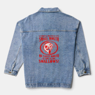 Es spielt eine Rolle, ob sie kurz, dick und eine g Jeansjacke