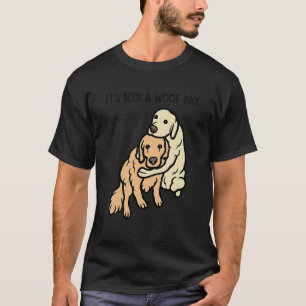 Es war ein Woof-Tag Golden Retriever Meme T-Shirt
