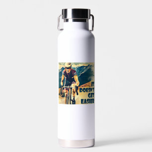 Es wird nicht einfacher Fahrrad zu fahren Trinkflasche