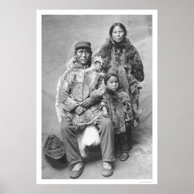 Eskimo Familienportrait 1921 Poster (Vorne)