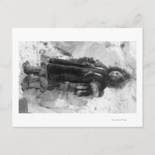 Eskimo Girl in einem Park in Nome, Alaska Postkarte (Vorderseite)