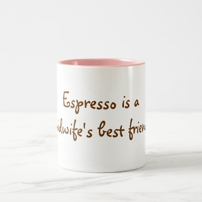 Espresso ist der beste Freund einer Hebamme! Zweifarbige Tasse (Mittel)