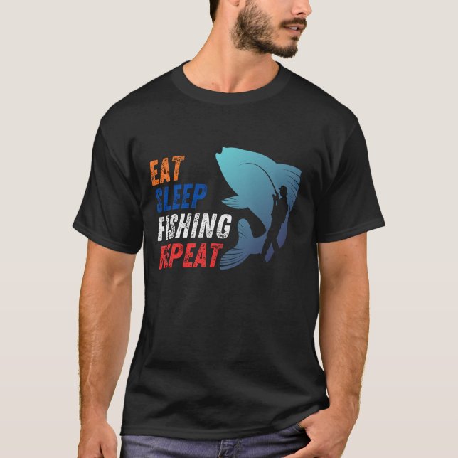Essen. Schlafen. Fisch. Wieder von vorne. T-Shirt (Vorderseite)