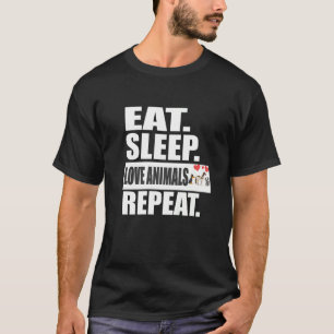 Essen schlafende Tiere Wiederholung Hunde Pferde K T-Shirt