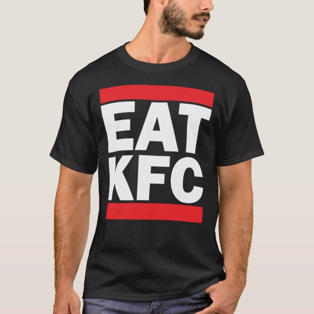 Essen Sie KFC! Wesentlicher T - Shirt (Vorderseite)