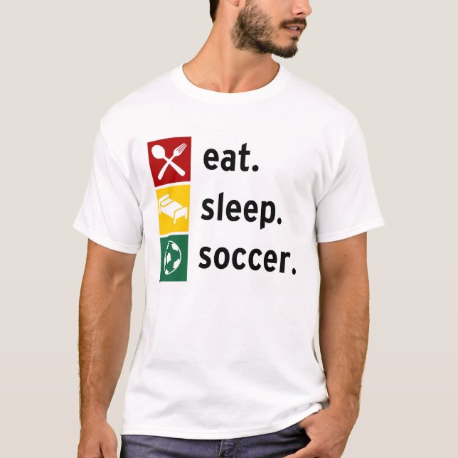 Essen Sie. Schlaf. Fußball T-Shirt (Vorderseite)