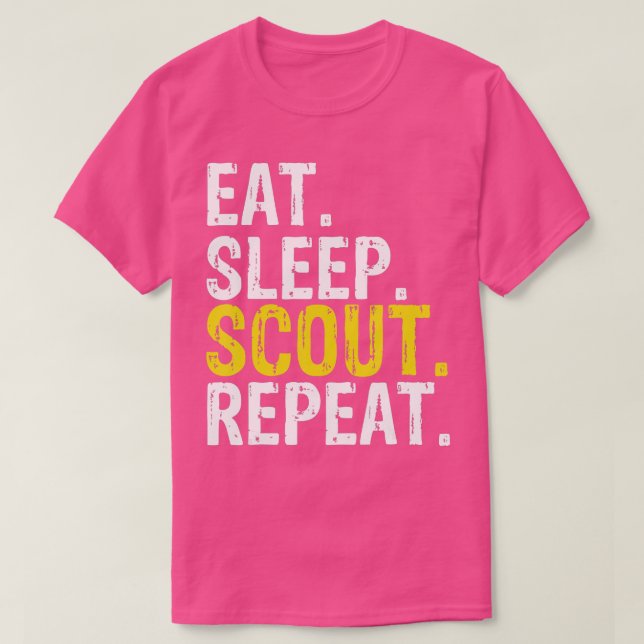 Essend Sleep Scout Wiederholung Geschenk Camping B T-Shirt (Design vorne)
