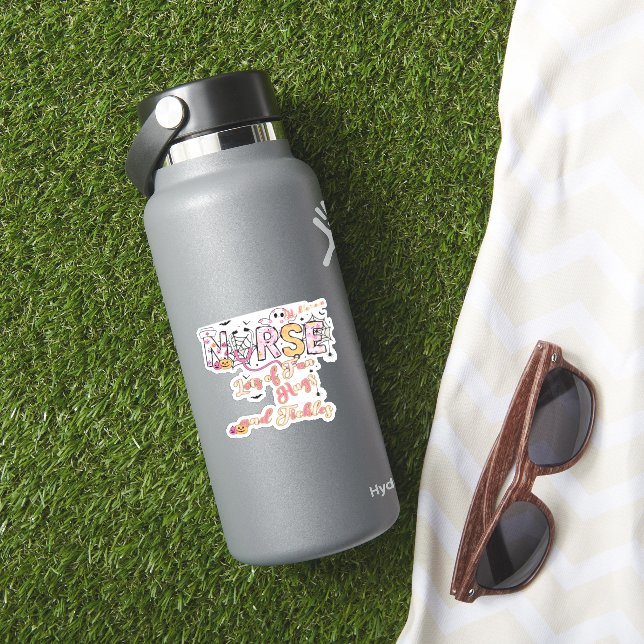 Essentielles T-Shirt für pädiatrische Krankenschwe Aufkleber (HydroFlask Insitu)