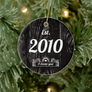 Est. im Jahr 2010 ein Personalisiertes klassisches Keramik Ornament