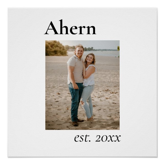 Est. Newlyweds Poster (Vorderseite)