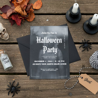 Ethereal Ghostly Figure Halloween Invitation Card. Einladung