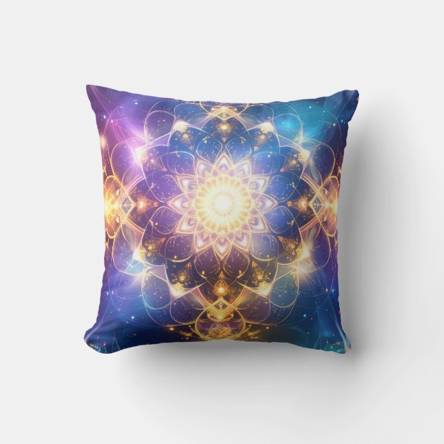 Ethereal Lotus Mandala Throw Pillow Kissen (Vorderseite)