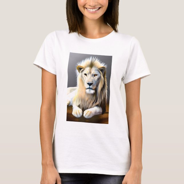 Ethereal White Majestic Lion T-Shirt (Vorderseite)