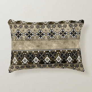 Ethnic Boho Grunge: farbenfrohe Muster Dekokissen