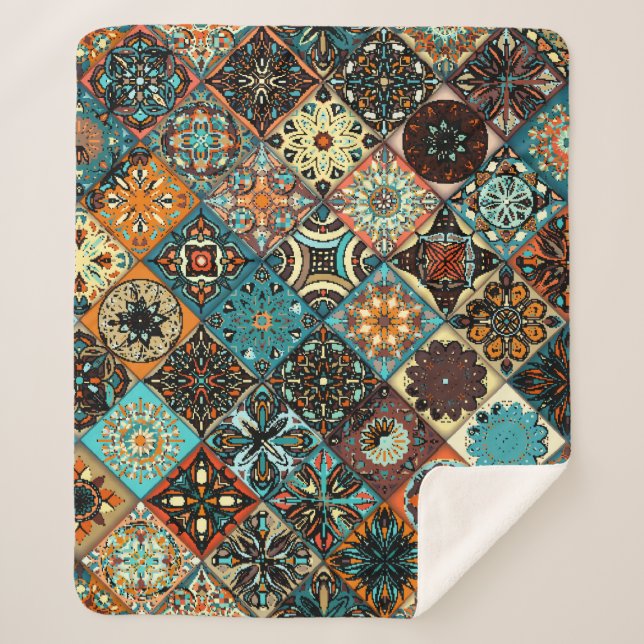 Ethnische Blütenmandala nahtlos Muster. Farblich Sherpadecke (Vorderseite)