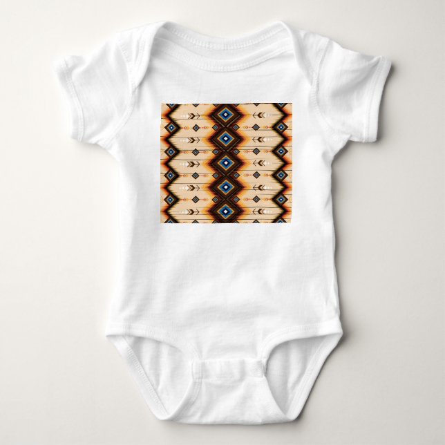 Ethnische Geometrie: abstraktes Musterdesign. Baby Strampler (Vorderseite)