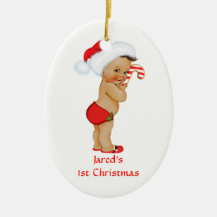 Ethnischer Babyjunge erstes Weihnachten roter Sant Keramikornament