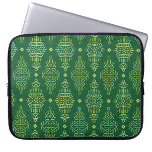 Ethnischer Boho: Kreativer Stamm nahtlos. Laptopschutzhülle