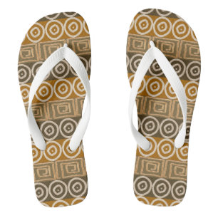 Ethnisches afrikanisches von Hand gezeichnetes Flip Flops