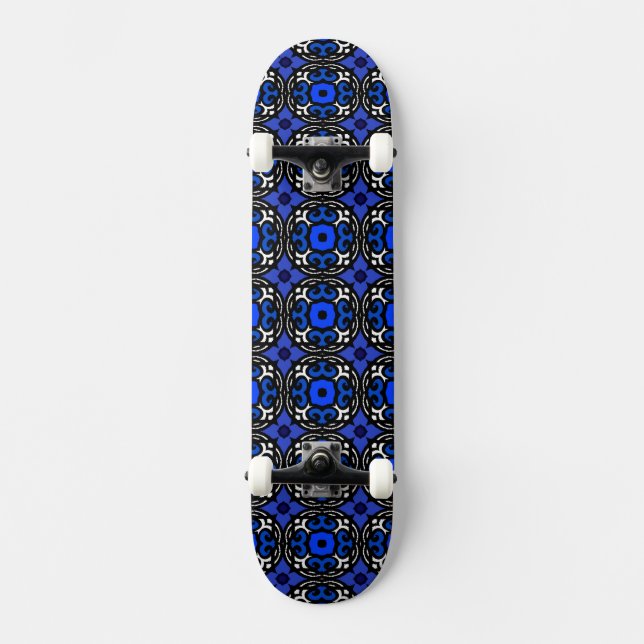 Ethnisches Muster mit türkischen Motiven Skateboard (Vorderseite)