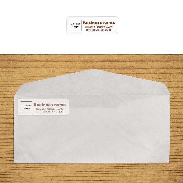 Etikett der braunen Text-Rücksendeadresse (Return address label in brown text on envelope)