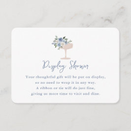 Etwas Blue Brautparty zeigt Duschkarte Begleitkarte