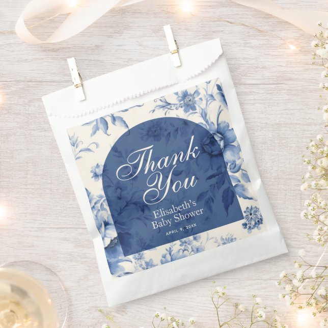 Etwas Blue Floral French Toile Chinoiserie Geschenktütchen (Ausgeschnitten)