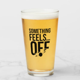 Etwas ist aus - Unbehagen und kryptische Botschaft Glas