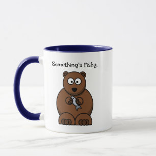 Etwas ist Fishy Funny Brown Bären Cartoon Tasse