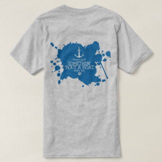 Etwas 'Kampf ein Boot und ein HundeT - Shirt