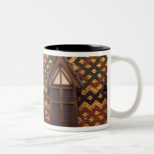 EU, Frankreich, Burgund, Cote d'Or, Beaune. Gedeck Zweifarbige Tasse