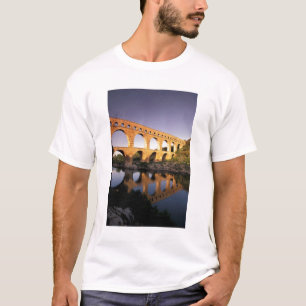 EU, Frankreich, Provence, Gard, Pont du Gard. T-Shirt